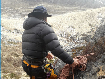 Aphulaptse pass trekking